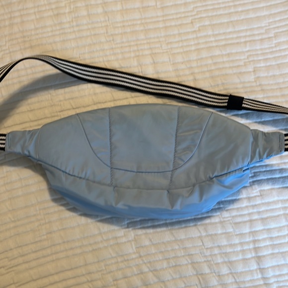 Adidas Fanny Pack - Picture 3 of 5